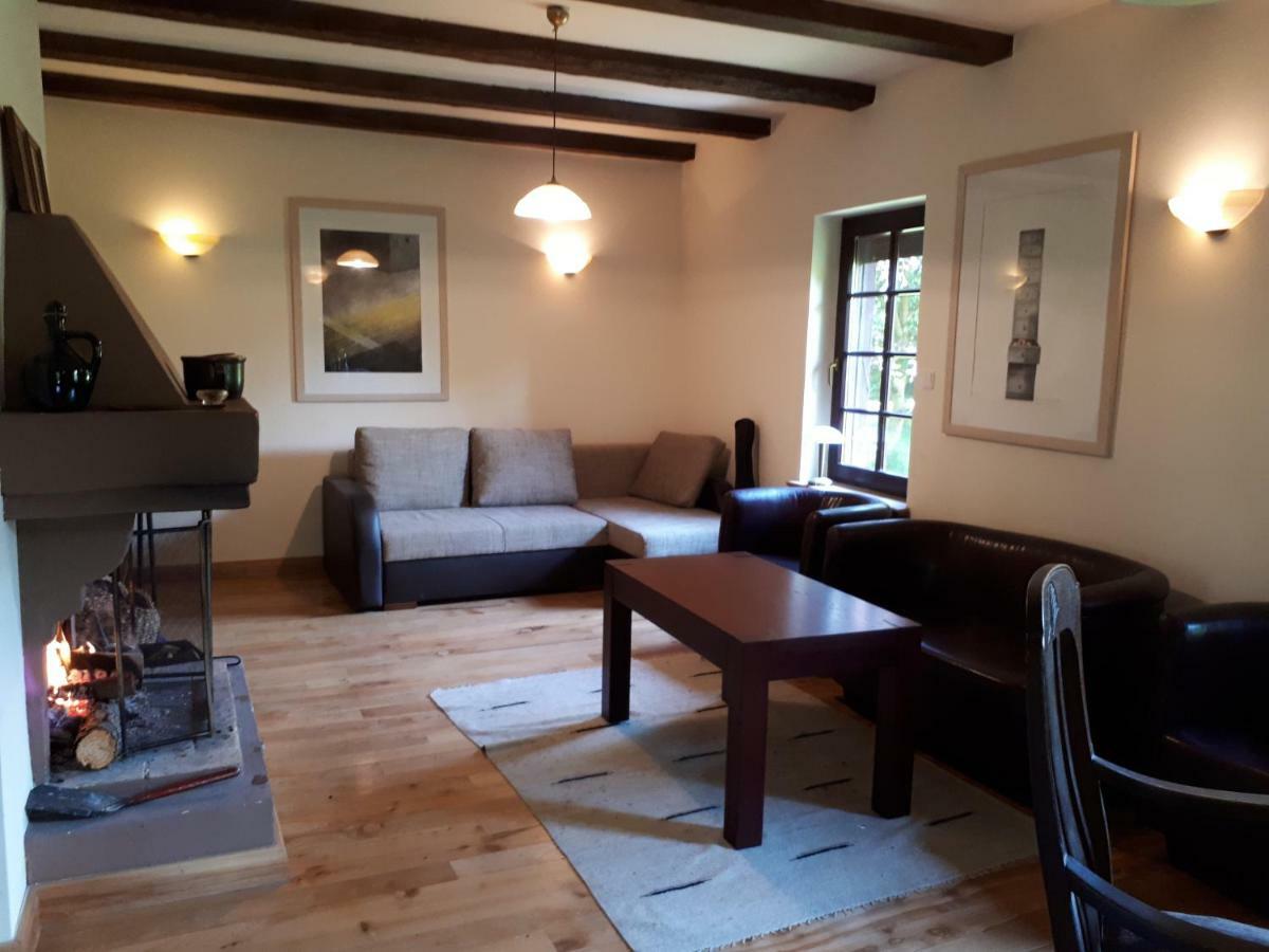 Dom Kolo Rewala Villa Paprotno Ngoại thất bức ảnh